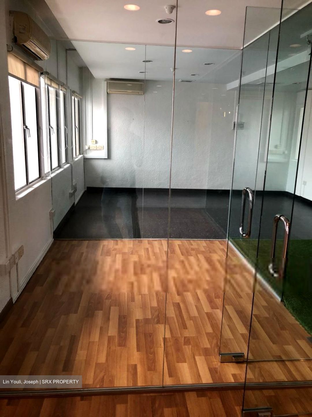 Hoa Nam Building (D8), Office #547252471